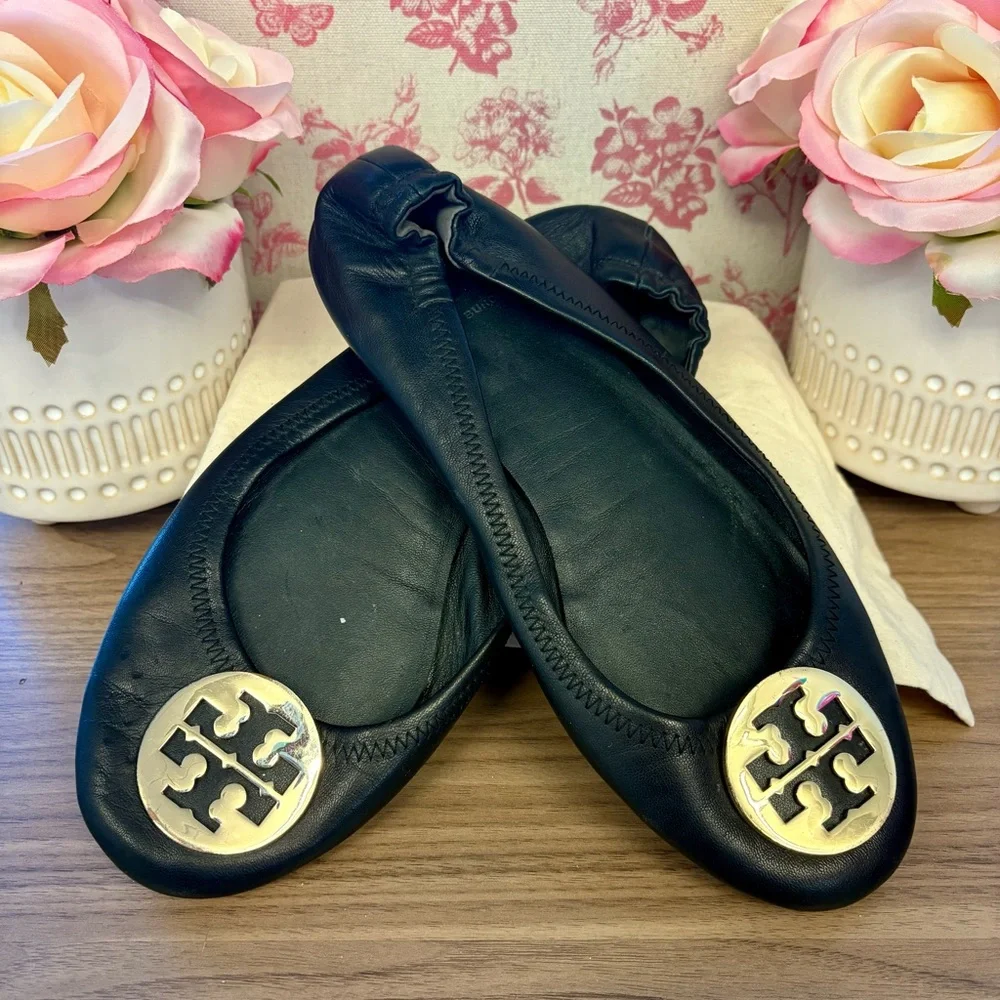 Tory Burch Black Leather Flats with Gold Logo - Picture 12 of 12